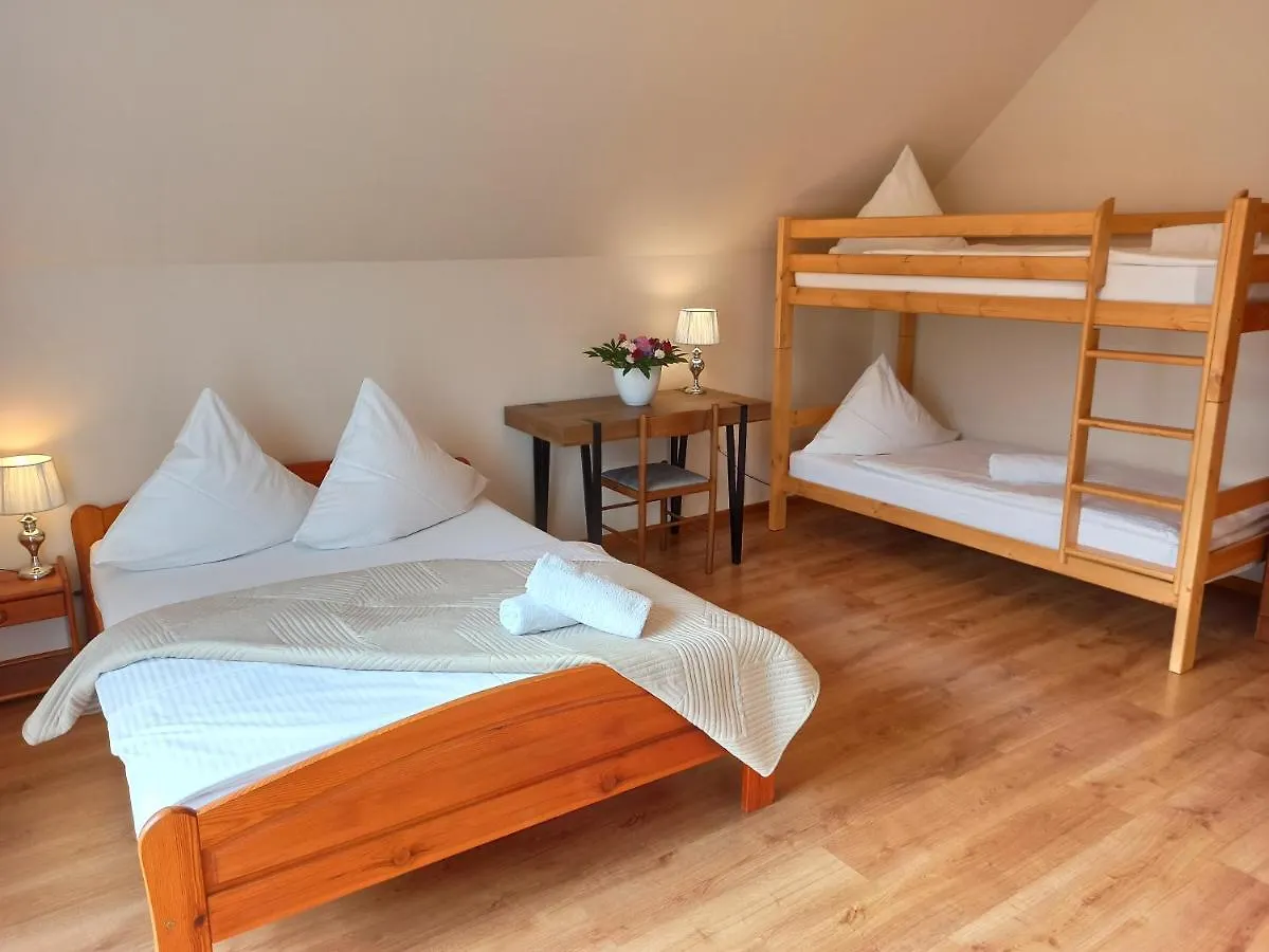 Apartamenty i Pokoje u Doroty Karpacz 0*,